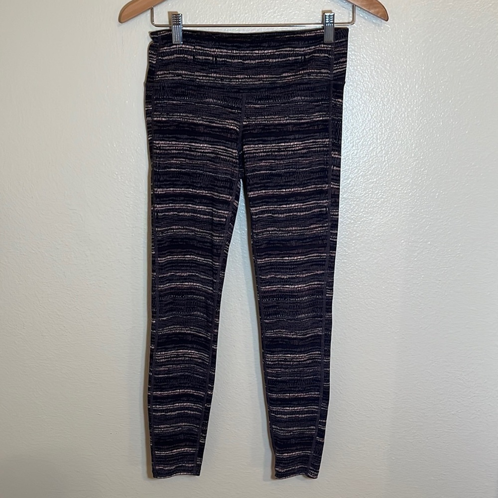 Athleta Athletic Print Legging